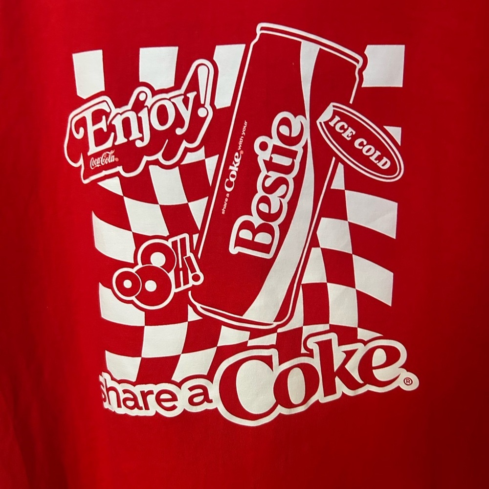 Coca Cola Red Graphic T-Shirt - Picture 2 of 6
